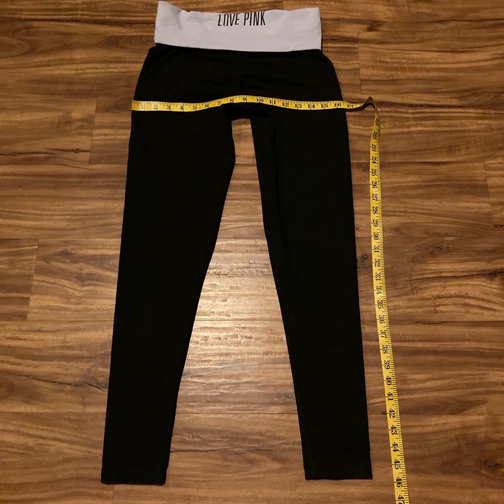 Woman’s cotton/elastane pants, size small/petite.